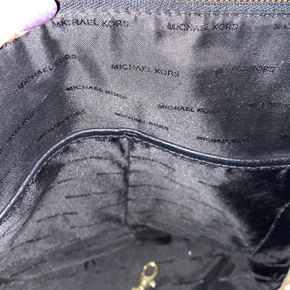 Michael Kors purse. - Picture 6 of 6